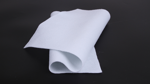 針刺棉在工業(yè)用途，又叫針刺氈