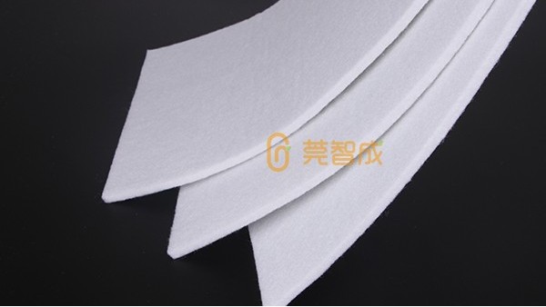 滌綸針刺氈在布袋除塵器中起著什么作用？