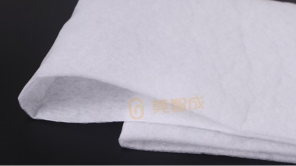 KN95口罩原材料廠家-24小時(shí)不間斷生產(chǎn)