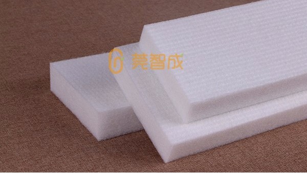無(wú)膠棉和硬質(zhì)棉的區(qū)別