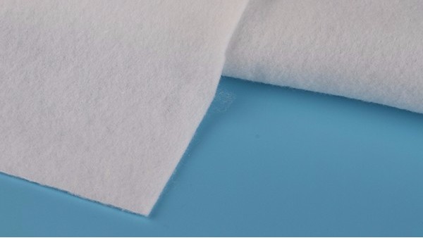 棉衣里的針刺棉是什么材料？